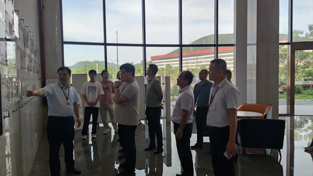 熱烈歡迎金港城建集團(tuán)一行蒞臨珠海國(guó)能新材參觀考察